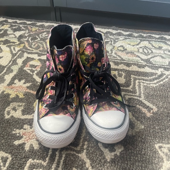 All Star Converse with flowers - Picture 4 of 4